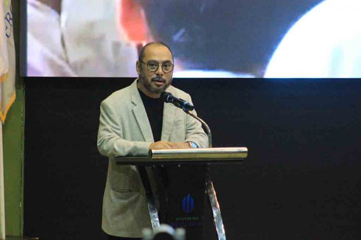 CEO Media Group sekaligus Ketua Yayasan Surya Edukasi Bangsa Foundation (SEBAF), Mirdal Akib pun membeberkan awal mula hadirnya OSC Medcom.id di 2015. OSC, kata dia, berawal dari ide untuk memberikan kontribusi kepada anak-anak Indonesia.