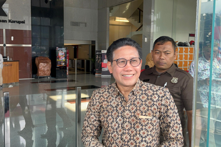 Komisi Pemberantasan Korupsi (KPK) rampung memeriksa Menteri Desa Pembangunan Daerah Tertinggal, dan Transmigrasi (Mendes PDTT) Abdul Halim hari ini, 22 Agustus 2024. Dia mengeklaim sudah memberikan penjelasan soal kasus suap dana hibah di Jawa Timur (Jatim).