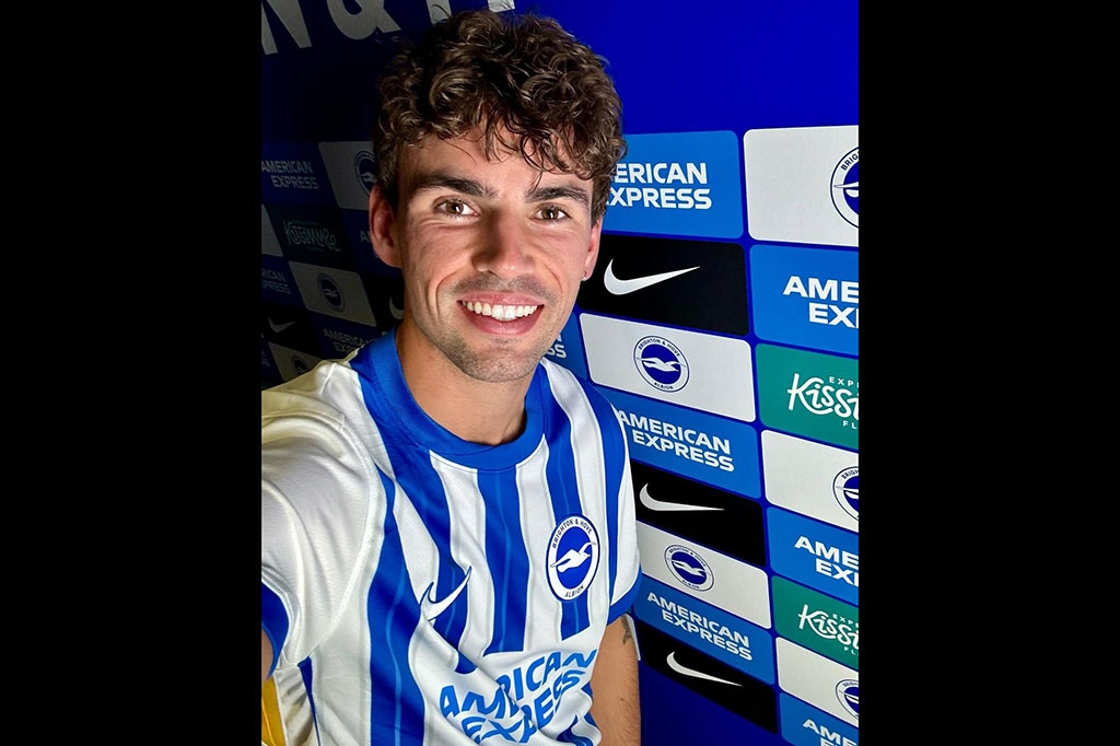 Hurzeler menambahkan, O'Riley yang berumur 23 tahun pun merupakan gelandang ofensif yang hobi merangsek hingga wilayah kotak penalti lawan. Selain itu, juru taktik berusia 31 tahun tersebut juga menilai O'Riley piawai dalam bertahan dan memiliki insting yang bagus untuk itu.