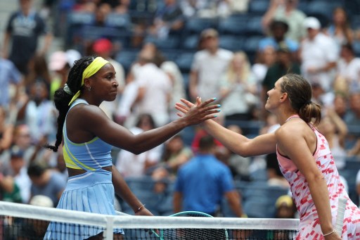 Coco Gauff melaju ke babak kedua US Open, Selasa, 27 Agustus 2024 WIB. Gauff mengawali usahanya mempertahankan gelar dengan kemenangan mudah 6-2, 6-0 atas Varvara Gracheva.