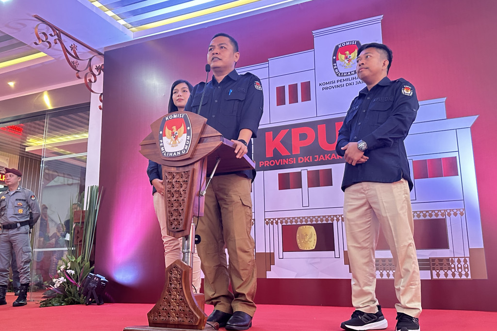 “Pasangan Ridwan Kamil dan pasangannya akan hadir informasinya besok tanggal 28 pukul 14.30,” kata Ketua KPUD Jakarta Wahyu Dinata dalam konferensi pers di gedung KPUD Jakarta, Selasa 27 Agustus 2024.
