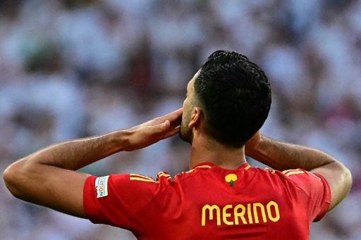 Di kancah sepak bola Internasional, Merino telah 28 kali bermain untuk Timnas senior Spanyol. Dia termasuk dalam skuad La Furia Roja yang menjuarai UEFA Nations League 2023 dan Euro 2024.