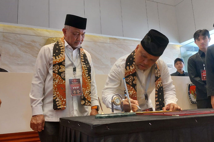 Pasangan Ahmad Syaikhu-Ilham Akbar Habibie (ASIH) resmi mendaftarkan diri sebagai calon gubernur-wakil gubernur Jawa Barat 2024, di hari terakhir pendaftaran, Kamis, 29 Agustus 2024.