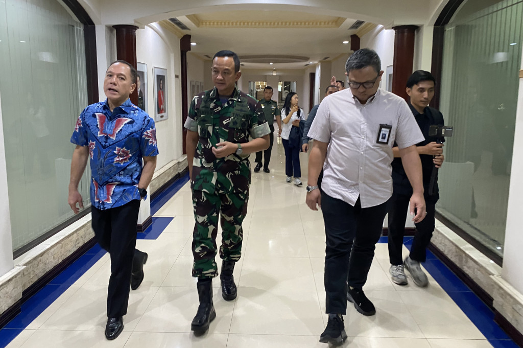 TNI melalui Dinas Penerangan Angakatan Darat (Dispenad) menyatakan siap untuk menghadapi dinamika ke depan. Dispenad akan melakukan verifikasi informasi dengan ketat sebelum disampaikan kepada publik melalui media.