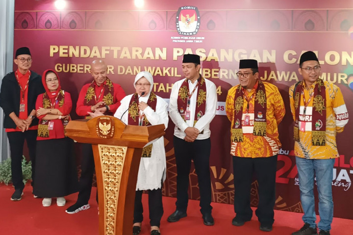 Ini diketahui setelah Risma-Gus Hans menyerahkan berkas pendaftaran ke Komisi Pemilihan Umum (KPU) Jatim pada Kamis, 29 Agustus 2024 malam. Meski demikian, KPU Jatim memastikan berkas Risma-Gus Hans dinyatakan lengkap.