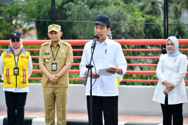 Jokowi menyampaikan bahwa penggantian 16 jembatan Callender Hamilton yang tersebar di 8 kabupaten dan kota di Provinsi Jawa Barat merupakan upaya pemerintah untuk meningkatkan konektivitas dan memperkuat infrastruktur di wilayah tersebut. Jembatan-jembatan tersebut memiliki panjang total 1.030 meter dan menelan biaya investasi sebesar Rp1,9 triliun.