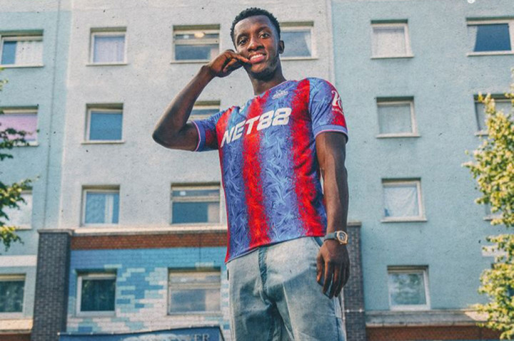 Nketiah merupakan pemain binaan akademi Arsenal yang bergabung sejak berusia 14 tahun usai sempat menjajal akademi Chelsea. Bersama Arsenal, Nketiah total mencatatkan 168 penampilan dengan catatan 38 gol.