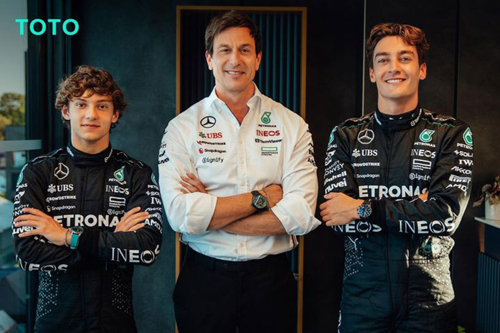 Pembalap asal Italia itu naik kelas dari F2 untuk mengisi kursi kosong yang ditinggalkan oleh Lewis Hamilton, yang sebelumnya dipastikan bergabung dengan Ferrari pada musim depan bersama Charles Leclerc.