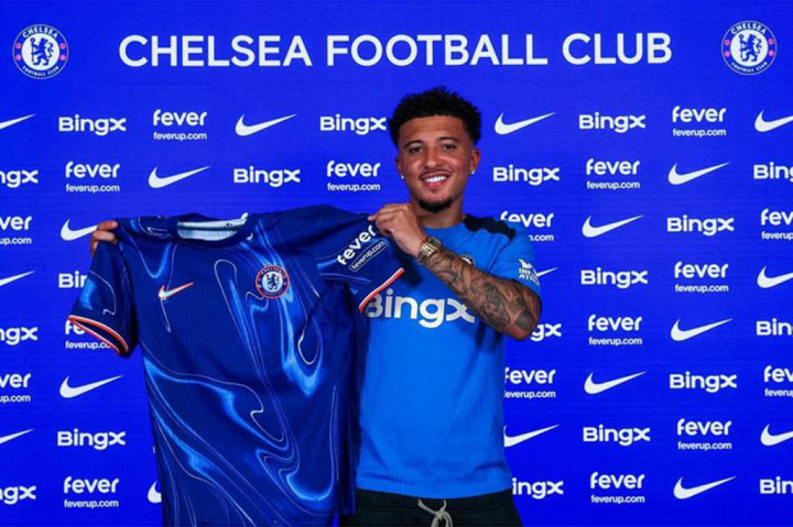 Manchester United (MU) resmi meminjamkan pemain sayap mereka Jadon Sancho ke klub Liga Inggris lainnya, Chelsea, pada Sabtu, 31 Agustus 2024.