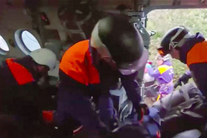 Tim pencari tidak menemukan korban selamat di antara reruntuhan helikopter Rusia yang jatuh di semenanjung timur jauh Kamchatka dengan 22 orang di dalamnya, kata kantor berita negara TASS.