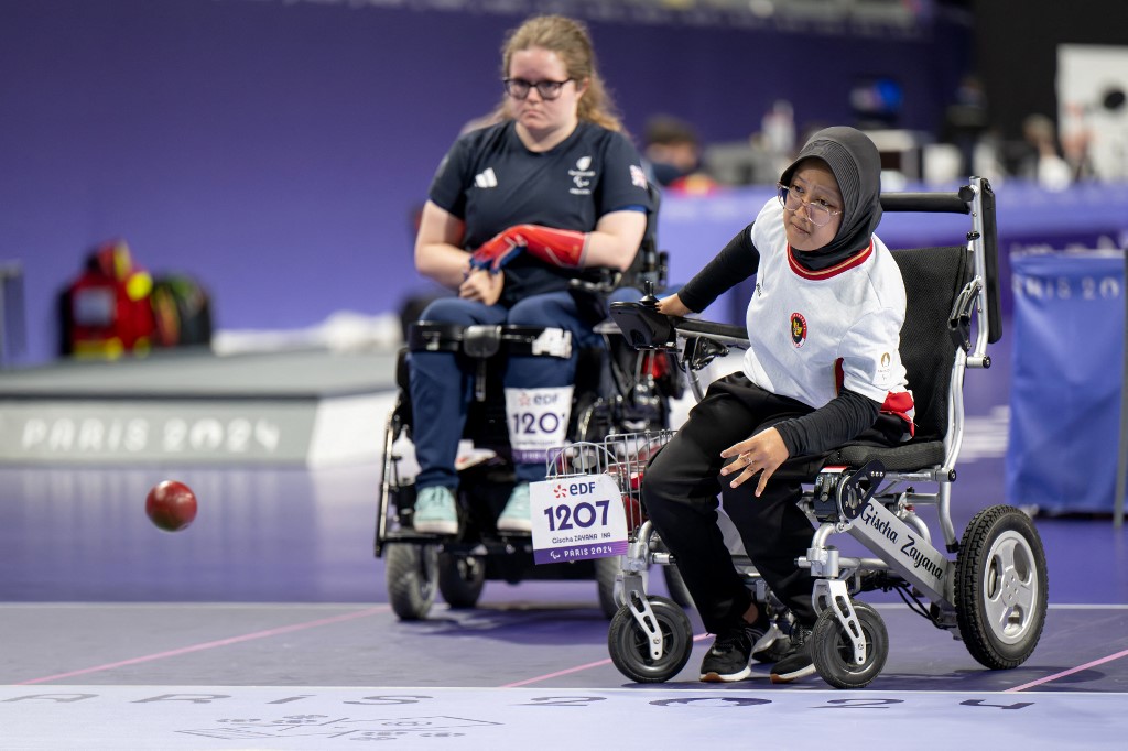 Atlet boccia Indonesia, Gischa Zayana dan Muhammad Afrizal Syafa, berhasil mencetak sejarah dengan mempersembahkan dua medali perunggu di Paralimpiade Paris 2024 dan prestasi itu menjadi tonggak baru bagi cabang olahraga boccia di Indonesia, yang baru pertama kali mengirimkan wakilnya ke ajang Paralimpiade.