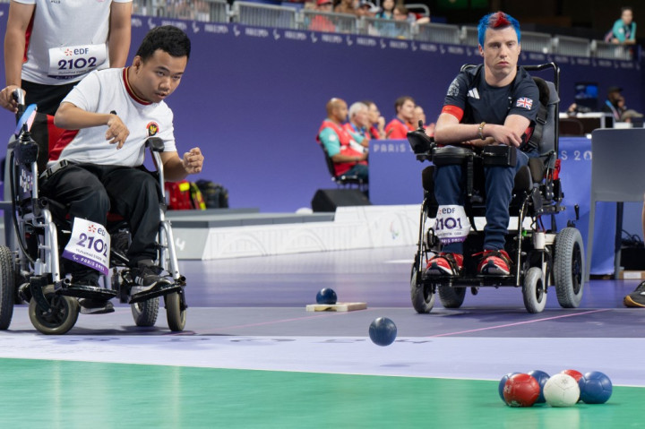 Kesuksesan Gischa Zayana diikuti oleh Muhammad Afrizal Syafa yang juga berhasil meraih medali perunggu setelah melalui pertandingan sengit melawan atlet boccia nomor satu dunia, David Smith dari Britania Raya.