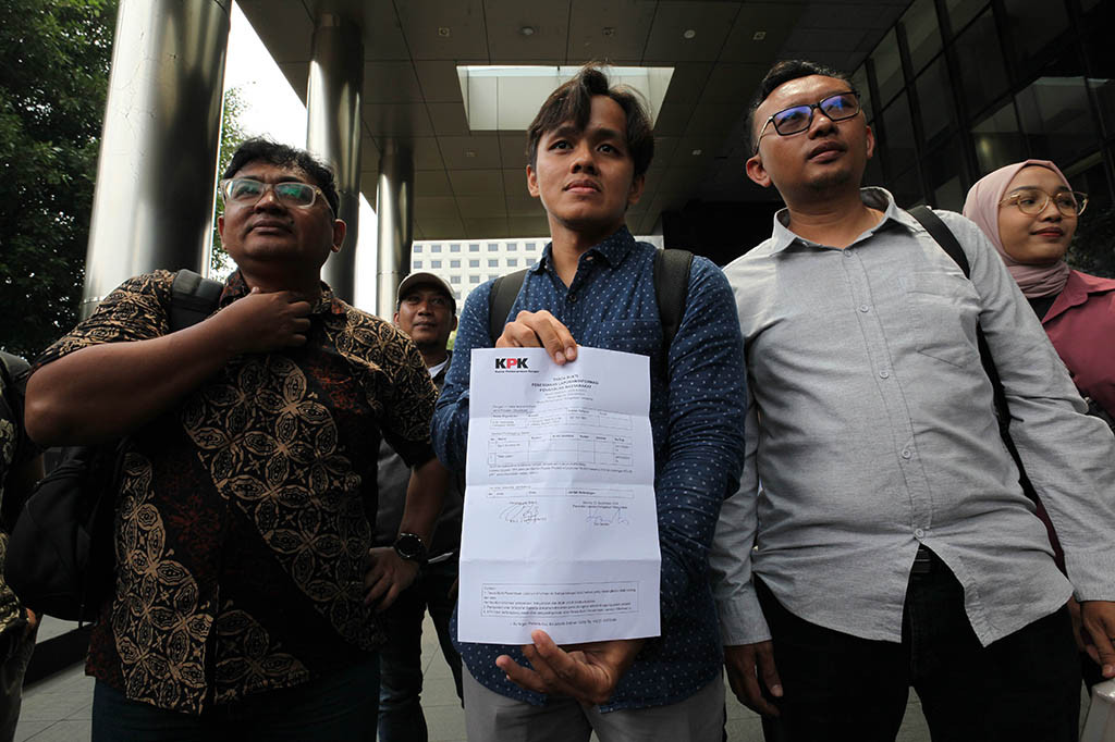 “Dugaan indikasi mark up ini mencapai Rp26 miliar, ini sudah sampaikan kepada pimpinan KPK,” kata anggota Divisi Investigasi Indonesia Corruption Watch (ICW) Agus Sunaryanto di Gedung Merah Putih KPK, Jakarta Selatan, Senin, 2 September 2024.