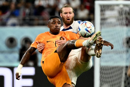 Di kancah sepak bola internasional, Bergwijn telah mewakili Belanda sebanyak 35 kali dan mencetak delapan gol, setelah melakukan debutnya pada Oktober 2018 dalam kemenangan 3-0 atas Jerman di UEFA Nations League.