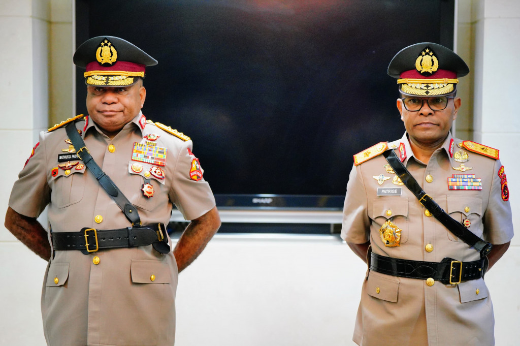 Brigjen Patrige Renwarin didapuk menjadi Kapolda Papua berdasarkan Surat Telegram Kapolri tentang mutasi jabatan Polri Nomor ST/1845/VIII/KEP./2024 tertanggal 28 Agustus 2024 yang ditandatangani Asisten Kapolri bidang Sumber Daya Manusia (AsSDM) Irjen Dedi Prasetyo.