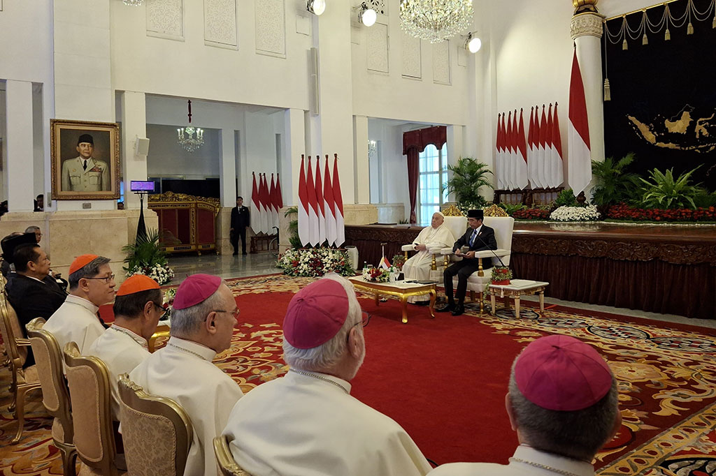 Indonesia, kata Presiden Jokowi beruntung memiliki Pancasila dan Bhinneka Tunggal Ika. Sehingga semua rakyat Indonesia dapat hidup rukun.