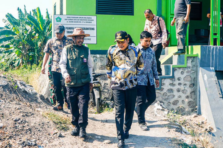 Menurut Subandi, semua rumah pompa dan sarana pengendalian banjir di Kecamatan Tanggulangin dalam kondisi baik dan layak dioperasikan saat musim hujan tiba. Selain lima rumah pompa tadi, juga ada 25 unit pompa portable telah disiagakan untuk mendukung upaya pengendalian banjir di wilayah tersebut.