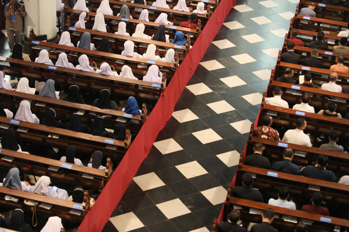 Berbagai persiapan telah dilakukan untuk menyambut kedatangan Pemimpin Gereja Katolik Dunia Paus Fransiskus di Gereja Katedral Jakarta, Rabu, 4 September 2024.