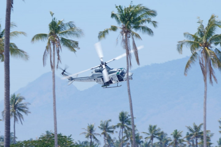 Adapun Alutsista yang terlibat dalam Operasi Amfibi ini terdiri dari KRI Makasar-590, KRI FKO-368, Heli Panther dan Tank Amfibi milik TNI AL, pesawat tempur T50 milik TNI AU, USS Green Bay milik AS, dan RSS Resolution milik Singapura serta puluhan perahu karet yang digunakan oleh pasukan pendarat.