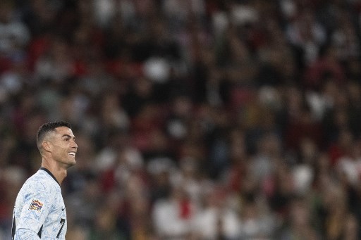 Pada laga itu, Ronaldo mencetak gol kedua pada menit ke-34. Gol itu terjadi lewat kerja sama apik saat Nuno Mendes mengirim umpan silang akurat dari kiri, lalu dituntaskan Ronaldo dengan tendangan langsung setelah bebas dari kawalan lawan.