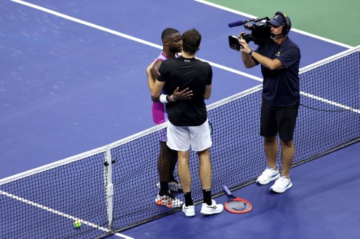 Fritz, petenis nomor 12 dunia, menang atas rekan senegaranya Tiafoe dengan skor 4-6, 7-5, 4-6, 6-4, 6-1.