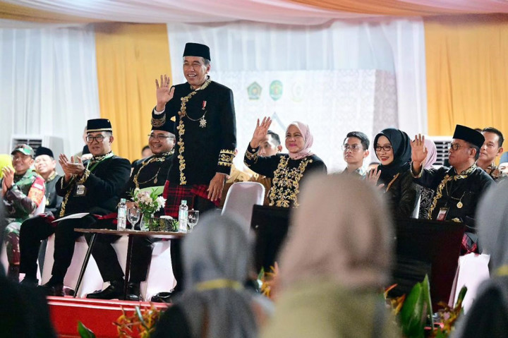 Presiden Joko Widodo menekankan pentingnya penguatan nilai-nilai Al-Qur’an di tengah tantangan era digital yang semakin dinamis. Penekanan tersebut disampaikan Kepala Negara dalam sambutannya saat peresmian pembukaan Musabaqah Tilawatil Qur’an (MTQ) Nasional XXX Tahun 2024 yang digelar di Stadion Gelora Kadrie Oening, Kota Samarinda, Provinsi Kalimantan Timur, pada Minggu malam, 8 September 2024.