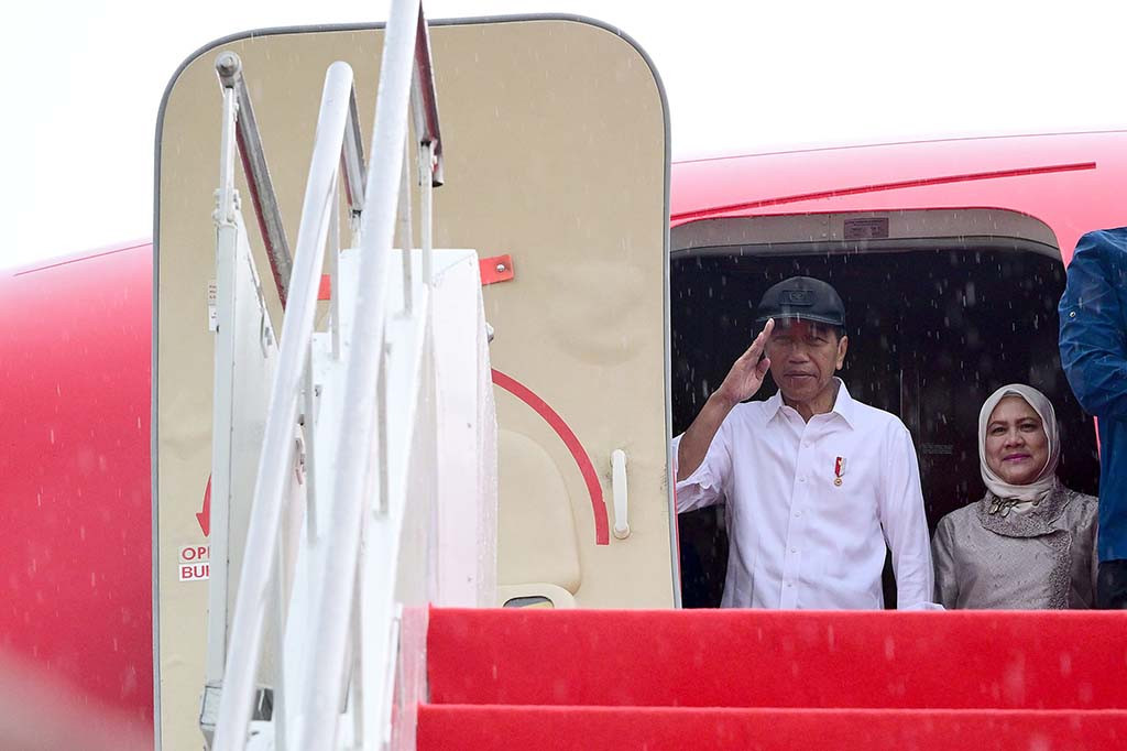 Pada malam hari, Presiden dan Ibu Iriana diagendakan untuk menghadiri peresmian Pembukaan PON XXI Tahun 2024 yang digelar di Stadion Harapan Bangsa, Kota Banda Aceh. Setelahnya, Presiden dan rombongan akan bertolak menuju Provinsi Sumatera Utara untuk kembali melanjutkan kegiatan kunjungan kerjanya.