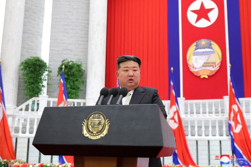 Dalam pidatonya pada peringatan berdirinya Korea Utara, Senin, 9 September 2024, Kim mengatakan negaranya harus lebih saksama mempersiapkan kemampuan nuklir dan kesiapannya untuk menggunakannya dengan benar pada waktu tertentu dalam memastikan hak keamanan negara.