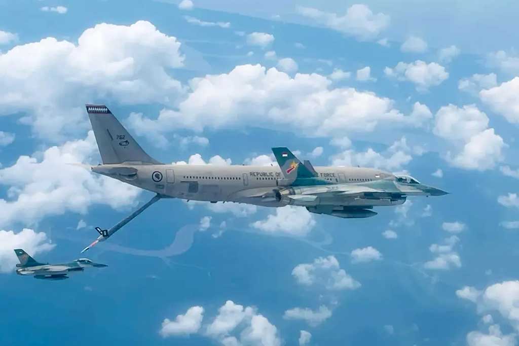 TNI Angkatan Udara (AU) menggelar latihan bersama dengan Republic of Singapore Air Force (RSAF) selama satu minggu pada 9-13 September 2024 di Pangkalan TNI AU Roesmin Nurjadin, Pekanbaru, Riau.