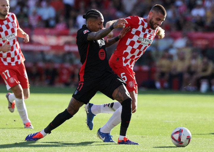 Barcelona tampil sensasional ketika menyambangi markas Girona dalam lanjutan La Liga yang digelar Minggu, 15 September 2024 malam. Barca menang telak dengan skor 4-1 atas Girona.