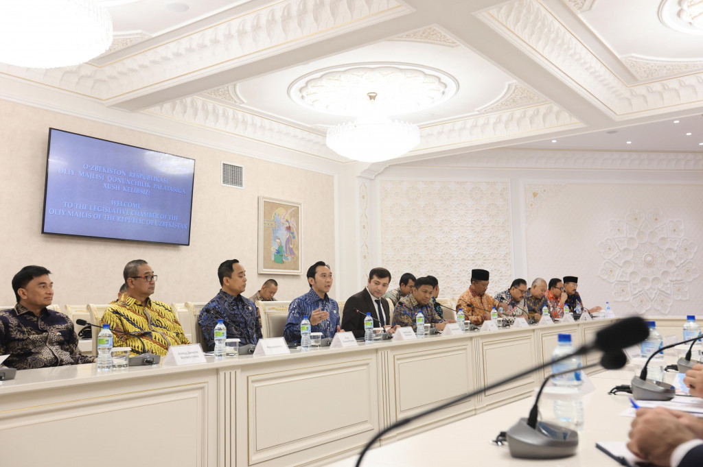 Ketua Fraksi Demokrat Edhie Baskoro Yudhoyono atau Ibas mengatakan bahwa pemerintahan Prabowo Subianto akan fokus pada pertumbuhan ekonomi berkeadilan. Hal ini disampaikan Ibas dalam kegiatan Grup Kerja Sama Bilateral Indonesia (GKSB) dari DPR RI yang melakukan kunjungan kerja ke Uzbekistan.