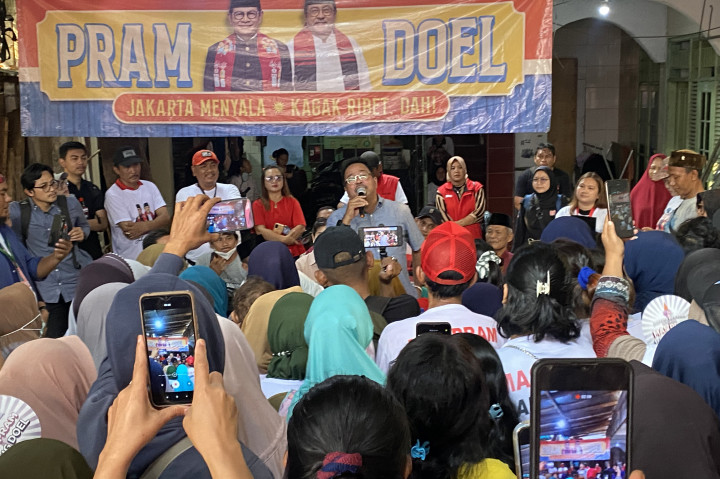 “Alhamdulillah nih ya bukan takabur tapi semakin yakin kita nenamu diterima itu aja udah bagus,” kata Rano Karno dikawasan Kalideres, Jakarta Barat, Senin, 16 September 2024.