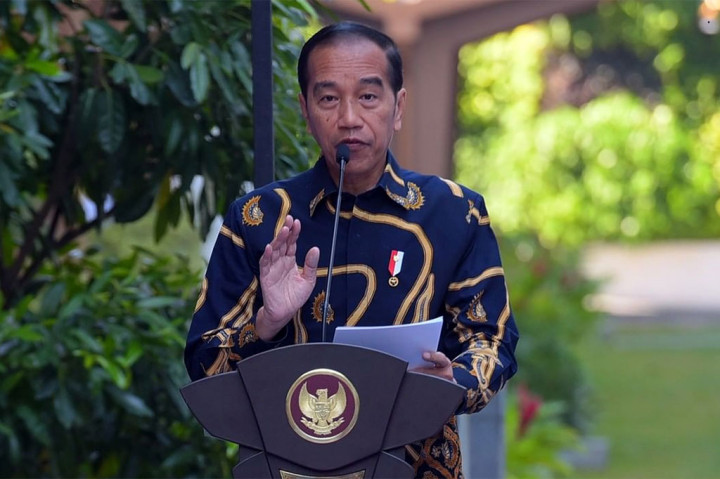 Presiden Joko Widodo (Jokowi) menekankan pentingnya memanfaatkan potensi besar Indonesia sebagai pasar industri halal global, dengan jumlah penduduk muslim mencapai 236 juta orang.