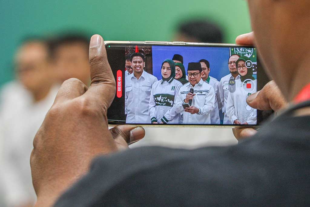 Ketua Harian PKB dan jajaran wakil didominasi oleh kaum muda. Menurut Cak Imin, penunjukan ketua harian dan wakilnya ini penting bagi regenerasi partai.