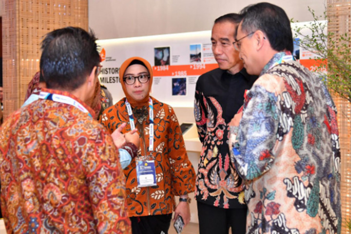 “Tadi sudah tambah 5 saya kira sangat baik sehingga kita harapkan langkah besar transisi hijau dapat betul-betul kita lakukan bersama-sama untuk mewujudkan kesejahteraan yang inklusif, mewujudkan akses energi yang berkeadilan dan kehidupan dunia yang lebih baik,” tandasnya.