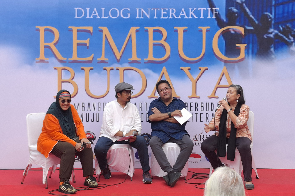 Bakal calon wakil gubernur (bacawagub) Rano Karno atau Bang Doel berjanji bakal memberikan solusi ihwal harga sewa Taman Ismail Marzuki (TIM) yang melonjak usai proses revitalisasi. Persoalan ini dikeluhkan oleh sejumlah seniman.