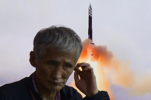 Kendati demikian, mereka tidak memberikan rincian lebih lanjut, seperti jumlah rudal yang diluncurkan atau tempat pendaratannya. Termasuk peluncuran terbaru, Korea Utara telah meluncurkan rudal balistik lebih dari 10 kali pada tahun ini.