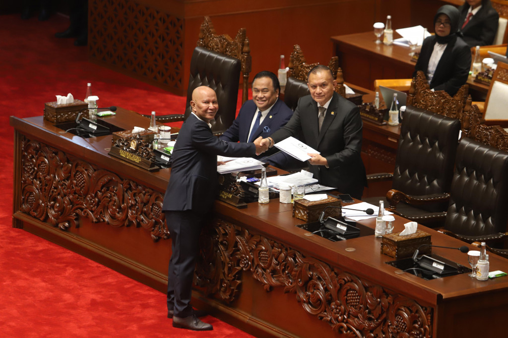 Kemudian penerimaan perpajakan untuk 2025 ditargetkan mencapai Rp2.490,9 triliun, sementara Penerimaan Negara Bukan Pajak (PNBP) tahun 2025 ditargetkan mencapai Rp513,6 triliun.