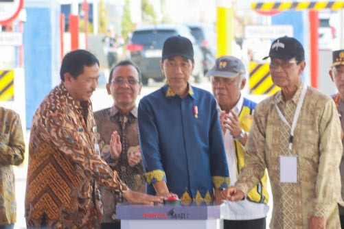 Pembangunan tol ruas Solo-Yogjakarta-Kulonprogo-YIA yang sudah dimulai sejak 2021, dan selesai pada tahun 2024 ini, menelan anggaran Rp 5,6 triliun.