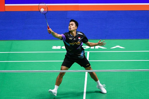 Bertanding di Olympic Sports Center Gymnasium Changzhou, Kamis, 19 September 2024, Ginting melaju ke babak delapan besar usai mengalahkan wakil tuan rumah sekaligus unggulan pertama Shi Yu Qi dengan dua gim langsung 21-11, 21-8.