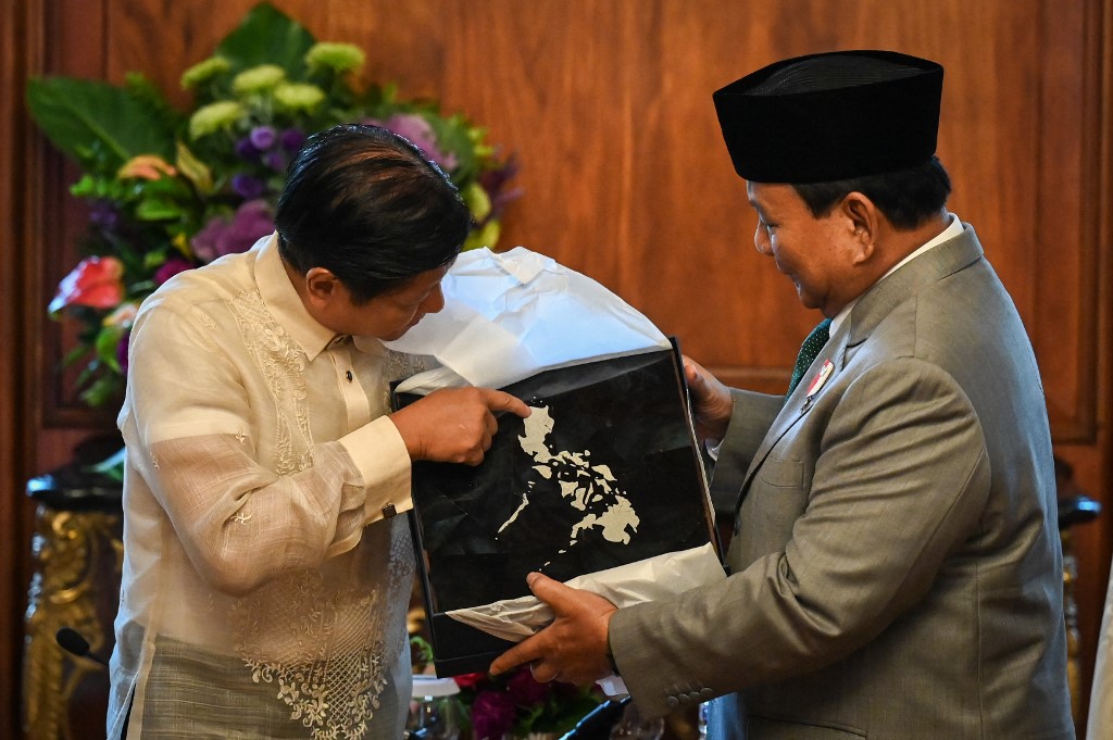Kunjungan Menhan Prabowo ke Filipina ini menjadi bagian dari komitmen Menhan Prabowo dalam memperkuat kerja sama pertahanan di wilayah Asia Tenggara dan membangun kemitraan yang strategis antara Indonesia dan Filipina, serta diharapkan dapat berkontribusi pada perdamaian dan stabilitas kawasan.