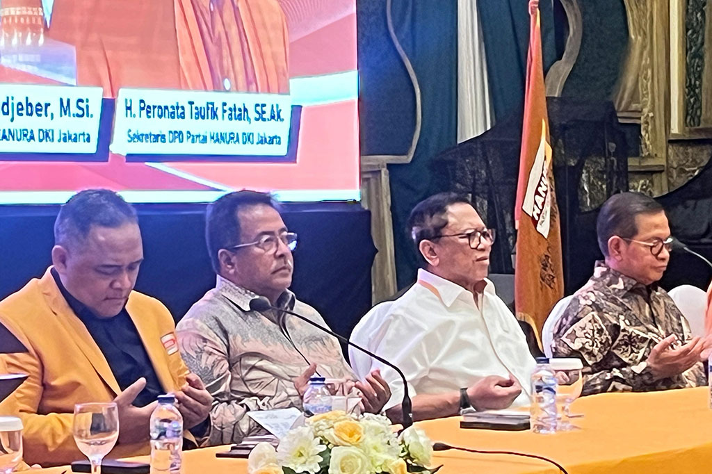 Sebelumnya, Pramono Anung dan Rano Karno sudah mendaftarkan diri untuk maju menjadi Cagub-Cawagub Jakarta. Pendaftaran tersebut telah terjadi pada Agustus lalu di Komisi Pemilihan Umum (KPU).