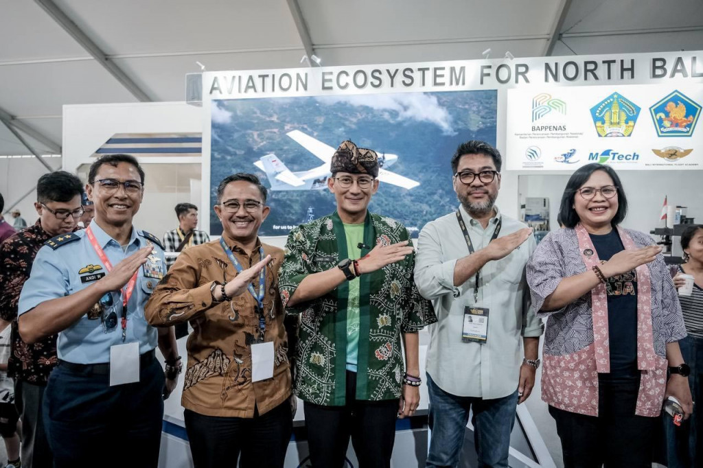Menteri Pariwisata dan Ekonomi Kreatif/Kepala Badan Pariwisata dan Ekonomi Kreatif (Menparekraf/Kabaparekraf) Sandiaga Salahuddin Uno mengapresiasi penyelenggaraan Bali International Air Show 2024 yang menarik banyak minat kunjungan wisatawan. 