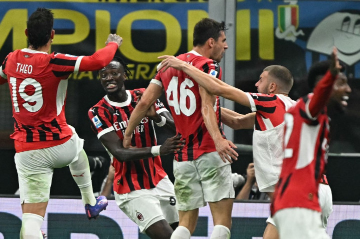 Bek Matteo Gabbia mengemas gol untuk mengamankan kemenangan 2-1 AC Milan atas tuan rumah, Inter Milan, pada pertandingan Liga Italia di Stadion San Siro, Milan, Senin, 23 September 2024 dini hari WIB.