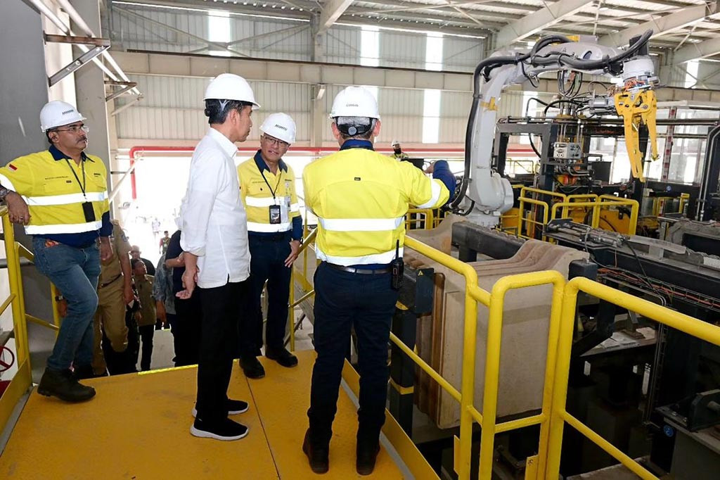 Jokowi menuturkan produk domestik bruto Indonesia saat ini masih didominasi oleh konsumsi domestik dengan angka mencapai 56 persen.