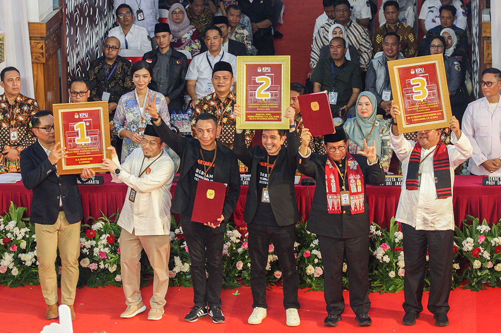 Komisi Pemilihan Umum (KPU) DKI Jakarta menetapkan pasangan Ridwan Kamil-Suswono nomor urut 1, Dharma Pongrekun-Kun Wardana nomor urut 2, dan Pramono Anung-Rano Karno nomor urut 3 pada Pilkada  Jakarta 2024. 