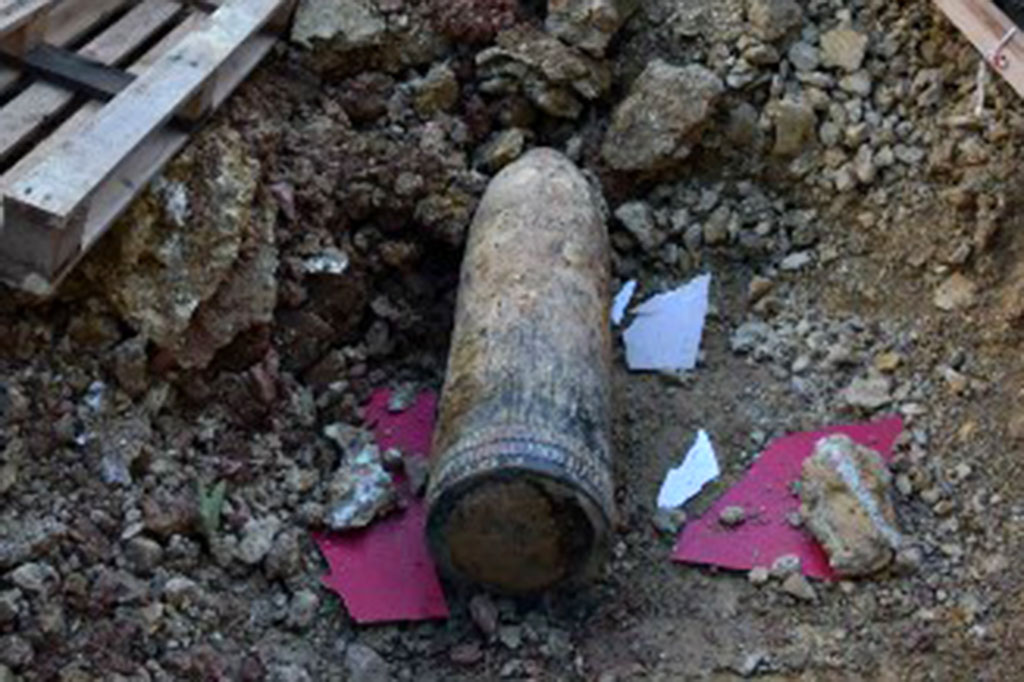 Usai dievakuasi, peluru tersebut dibawa ke medan berpasir sekitar 60 kilometer (37 mil) dari Beograd. Peluru tersebut kemudian dihancurkan.