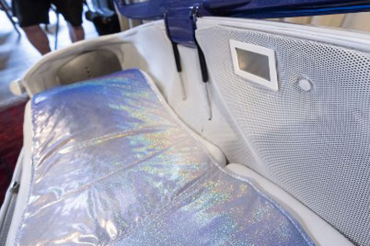 Exit International, sebuah kelompok bantuan bunuh diri yang berbasis di Belanda, mengatakan bahwa mereka berada di balik perangkat cetak 3D yang menghabiskan biaya lebih dari USD1 juta (setara Rp15 miliar) untuk pengembangannya.