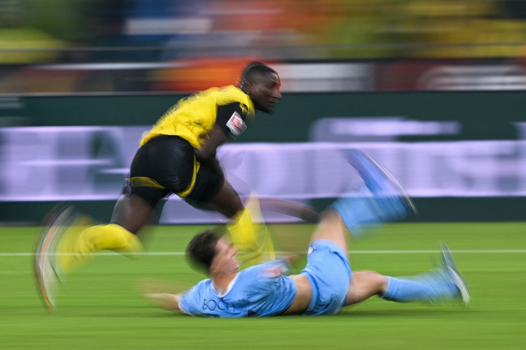 Kemenangan ini untuk sementara menempatkan Dortmund di posisi kedua klasemen Bundesliga dengan 10 poin. Bochum duduk di urutan ke-17 dengan satu poin, demikian dilansir dari laman resmi Liga Jerman.