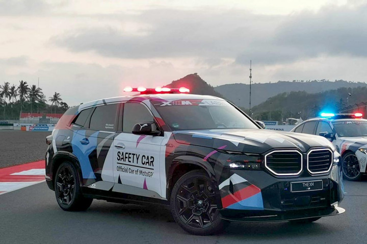 Sejak memulai kemitraan strategis dengan pemegang hak MotoGP, Dorna Sports, pada 1999, BMW M secara konsisten menyediakan berbagai model terbaru sebagai safety car di lintasan MotoGP di seluruh dunia.
